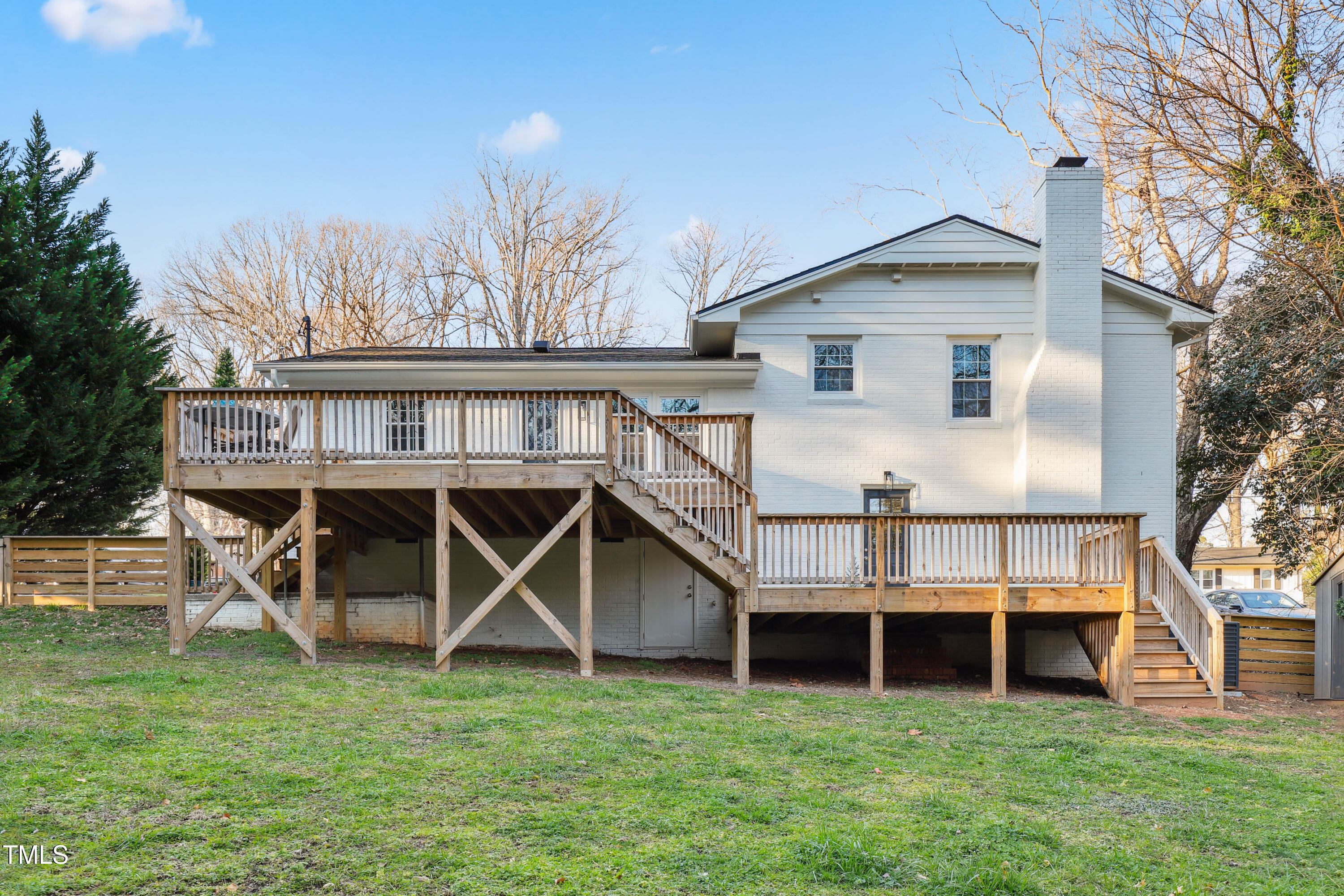 217 Northfield Drive Raleigh, NC 27609 - Photo 32 of 40 33