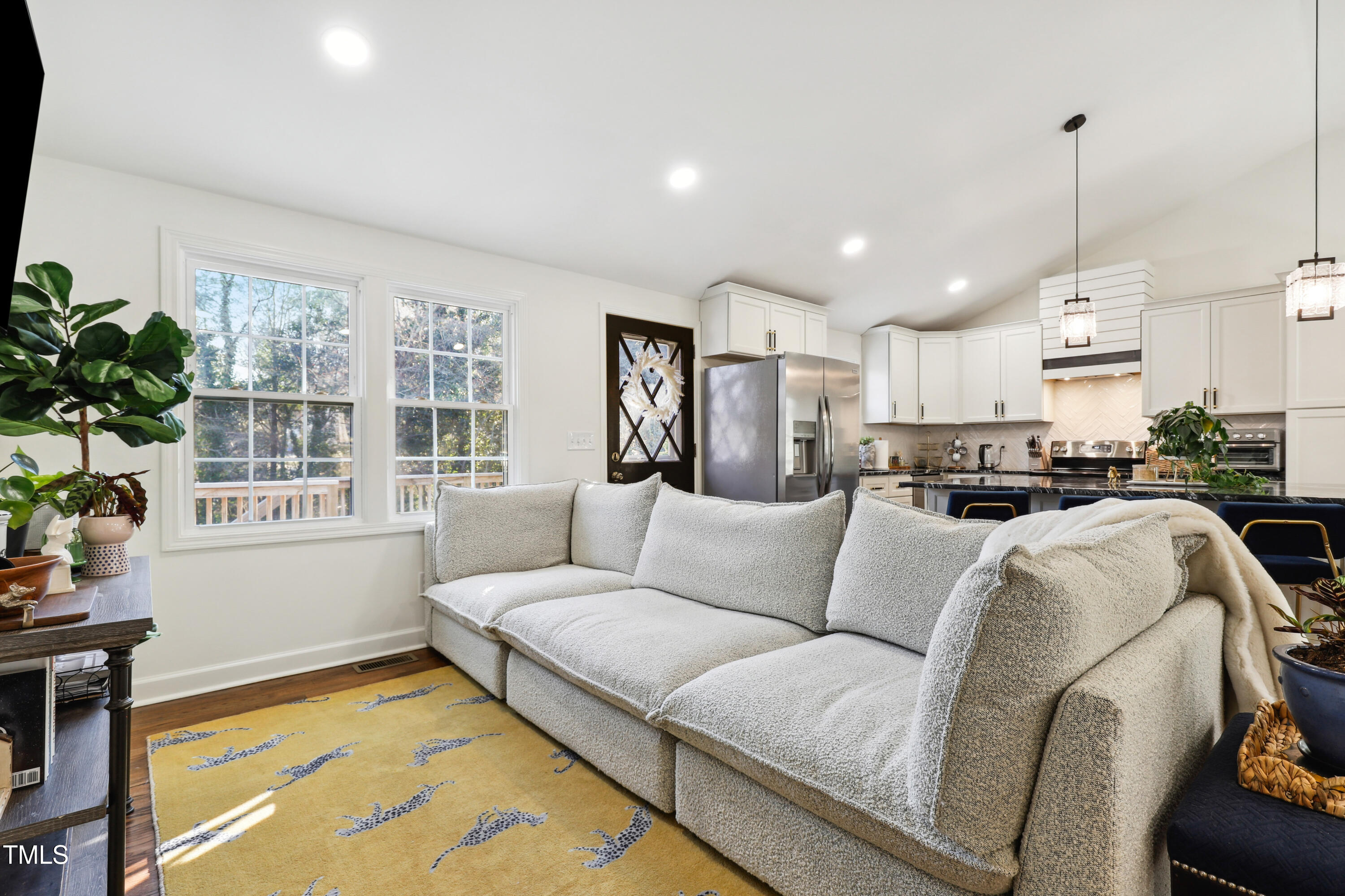 217 Northfield Drive Raleigh, NC 27609 - Photo 5 of 40 12