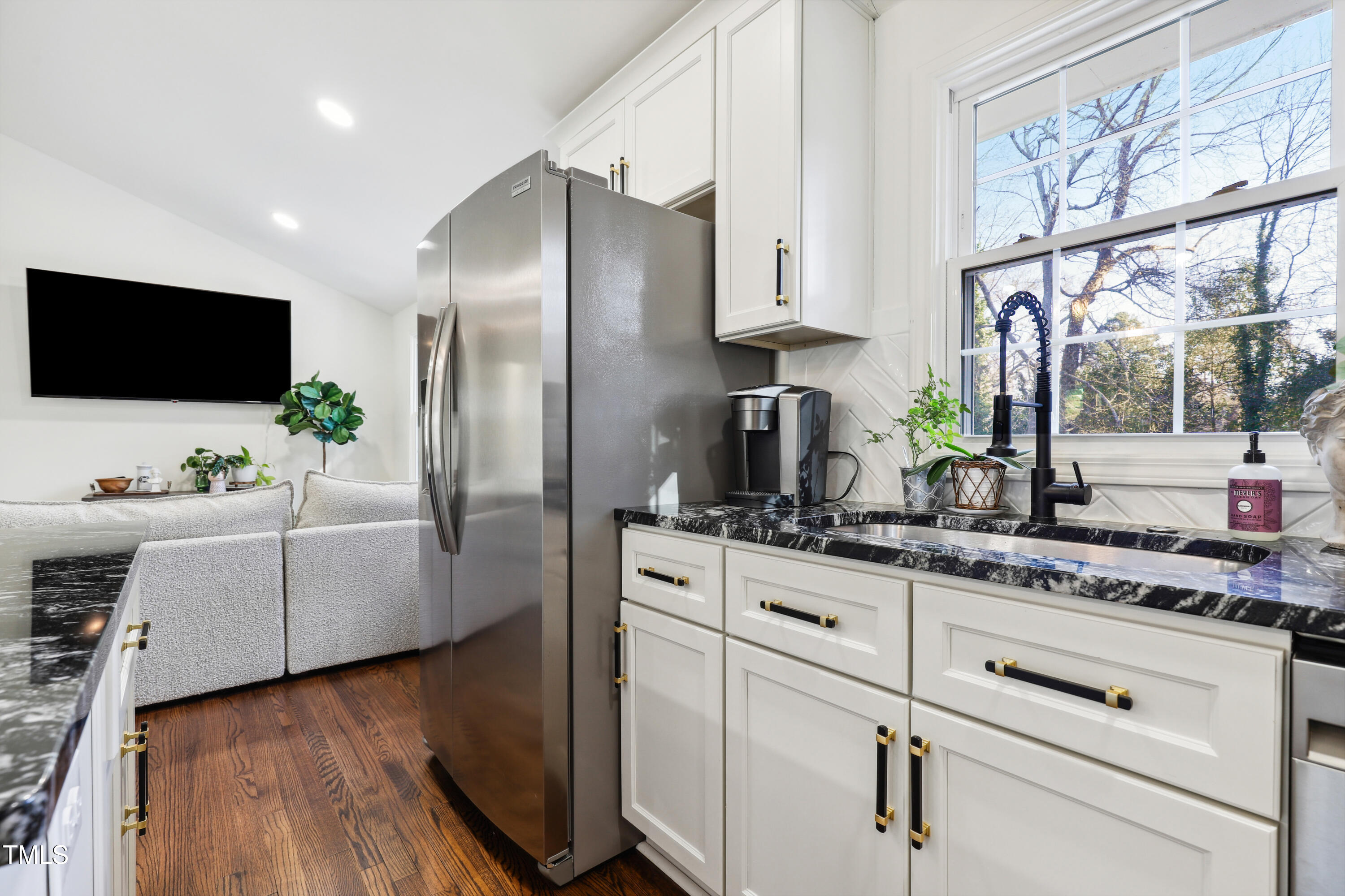 217 Northfield Drive Raleigh, NC 27609 - Photo 10 of 40 8