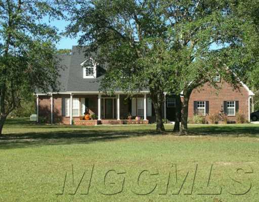 7301 Park Ridge Drive South Moss Point, MS 39562 - Photo 1 of 8 Primary Photo