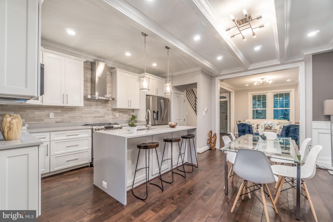 108 17th Street Southeast Washington, DC 20003 - Photo 7 of 29