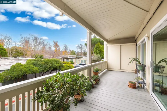 $479,900 | 1388 Rockledge Lane, Unit 4, Walnut Creek, CA 94595