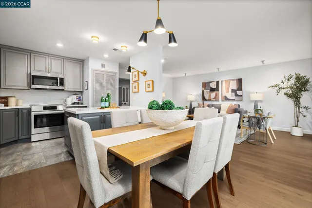 $479,900 | 1388 Rockledge Lane, Unit 4, Walnut Creek, CA 94595