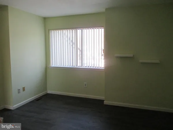 $325,000 | 14 Chatham Court, Hightstown, NJ 08520