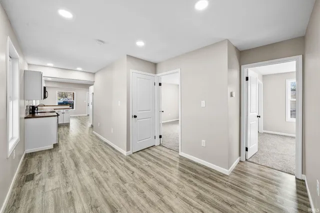 $215,000 | 414 West Superior Street, Osceola, IN 46561