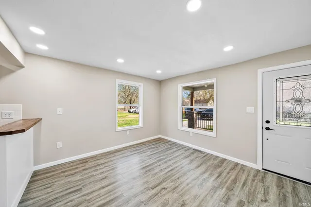 $215,000 | 414 West Superior Street, Osceola, IN 46561