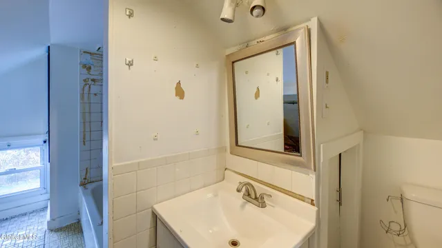 $99,999 | 587 Lower Allen Street, Hudson Falls, NY 12839