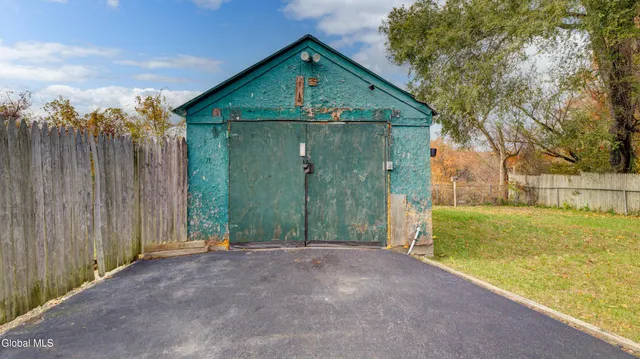 $99,999 | 587 Lower Allen Street, Hudson Falls, NY 12839