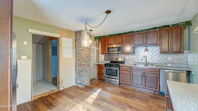 $99,999 | 587 Lower Allen Street, Hudson Falls, NY 12839