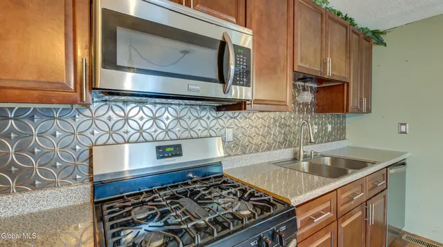 $99,999 | 587 Lower Allen Street, Hudson Falls, NY 12839