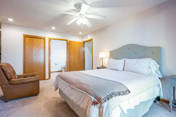 $315,000 | 1 Dogwood, Wisconsin Dells, WI 53965