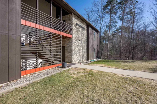 $299,000 | 1 Dogwood, Wisconsin Dells, WI 53965