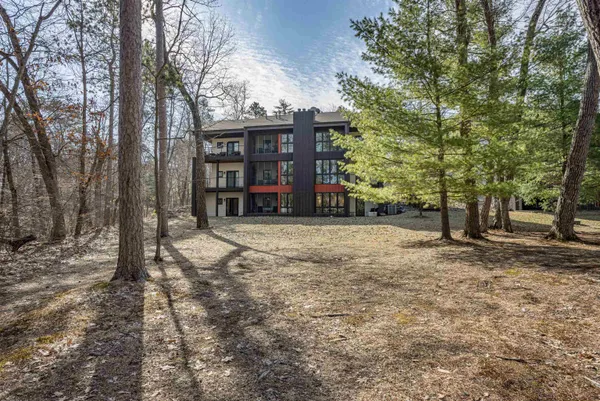 $315,000 | 1 Dogwood, Wisconsin Dells, WI 53965