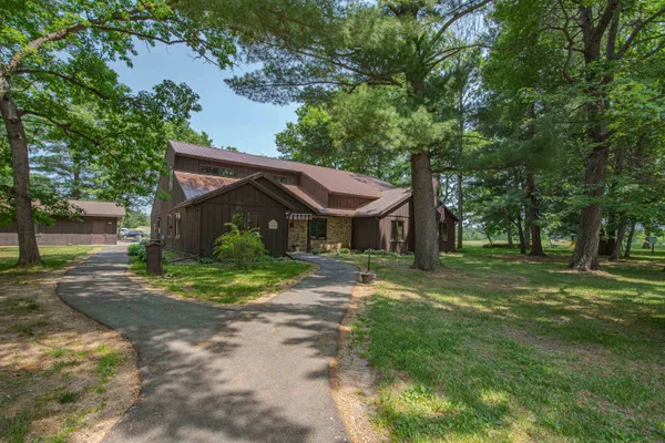 $299,000 | 1 Dogwood, Wisconsin Dells, WI 53965