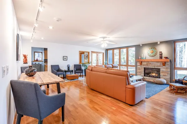 $315,000 | 1 Dogwood, Wisconsin Dells, WI 53965