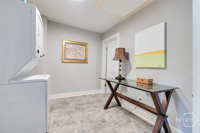 $2,000 | 1317 East 38th Street, Savannah, GA 31404