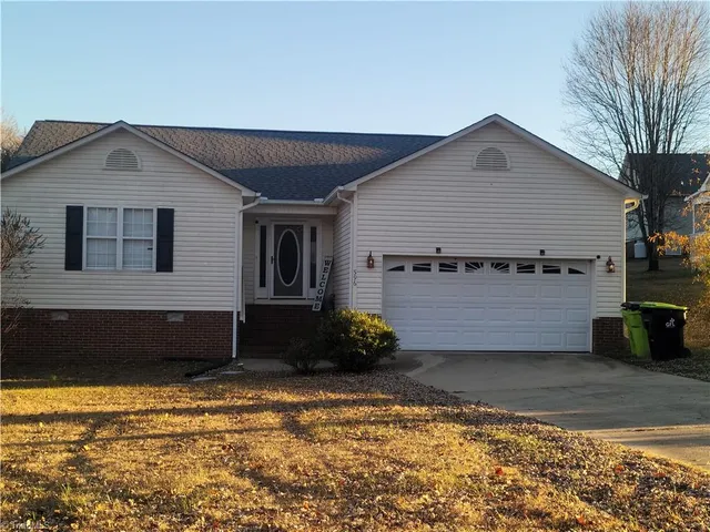 $259,900 | 596 Colleen Drive, Thomasville, NC 27360