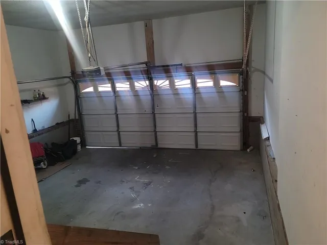 $259,900 | 596 Colleen Drive, Thomasville, NC 27360