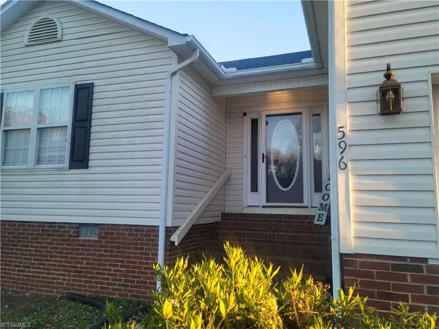 $259,900 | 596 Colleen Drive, Thomasville, NC 27360