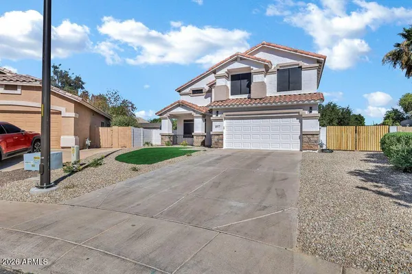 $699,900 | 897 West Pinon Avenue, Gilbert, AZ 85233