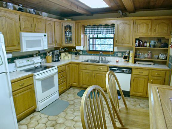 4060 Hall And Boree Road Middleburg, FL 32068 - Photo 8 of 8 Kitchen - Main House