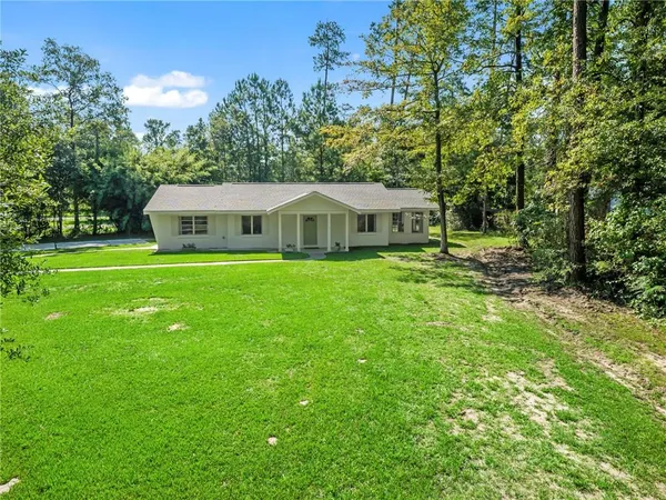 $1,750 | 73616 Military Road, Covington, LA 70435