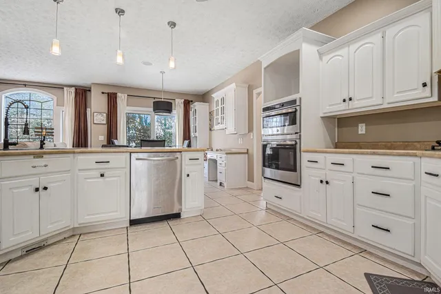 $495,000 | 1963 Pheasant Ridge Drive, Warsaw, IN 46580