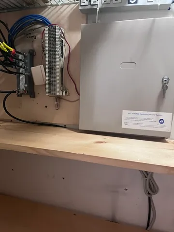 a view of utility room