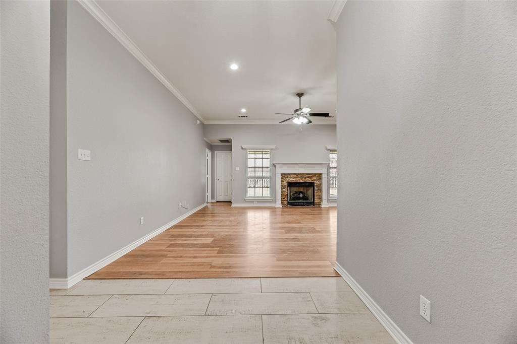 604 Cedar Drive Pilot Point, TX 76258 - Photo 5 of 37