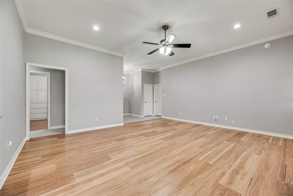 604 Cedar Drive Pilot Point, TX 76258 - Photo 10 of 37