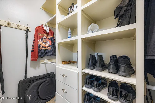 $440,000 | 4788 Bon Jour Drive, Nesbit, MS 38651