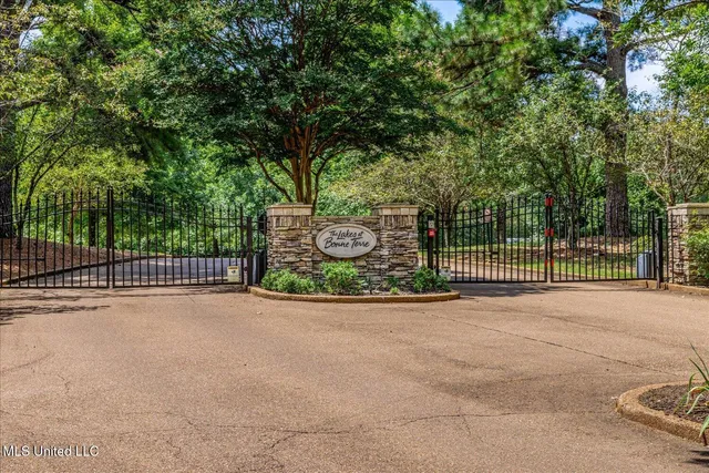 $440,000 | 4788 Bon Jour Drive, Nesbit, MS 38651