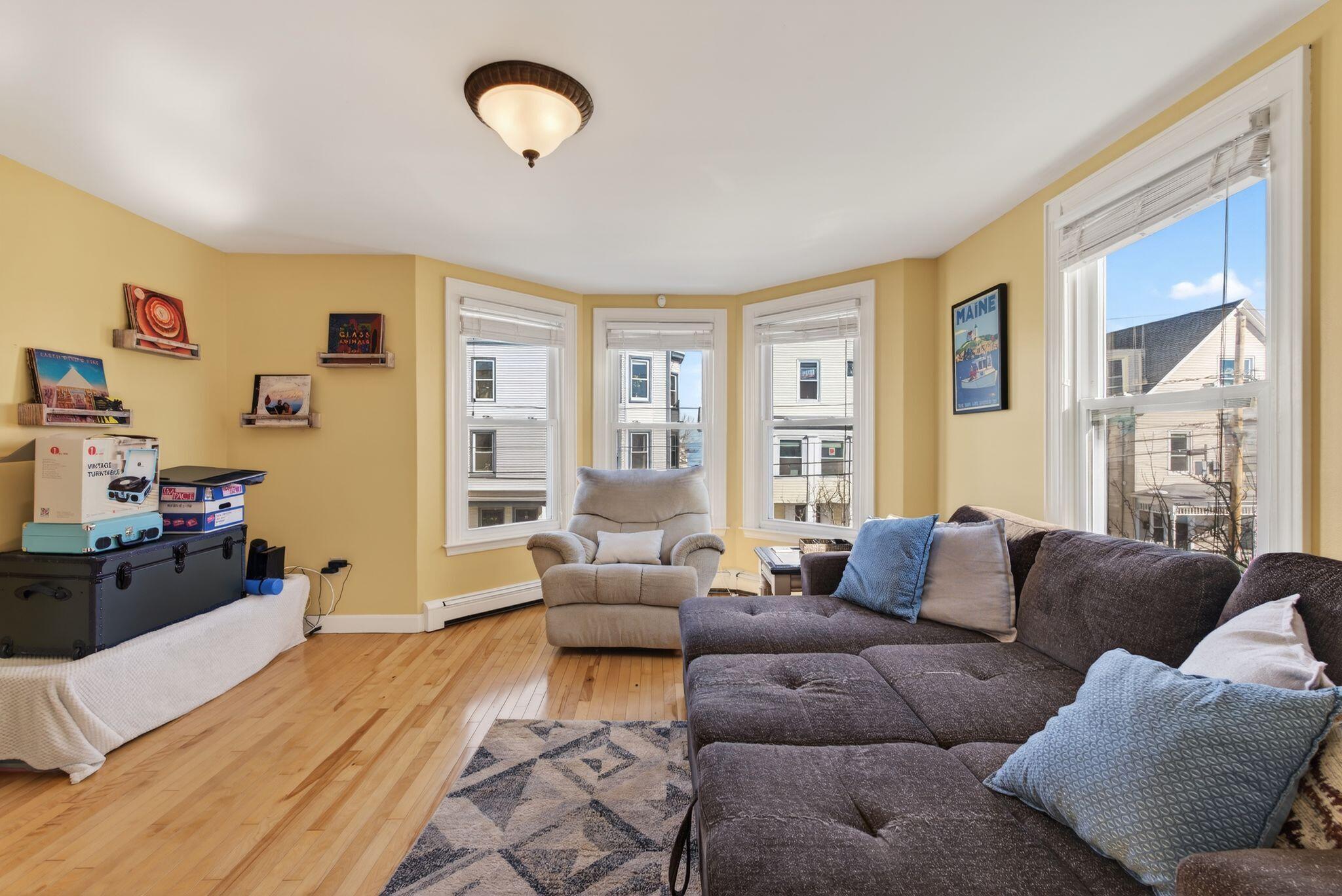 80 Vesper Street, Unit 2 Portland, ME 04101 - Photo 4 of 19 80 Vesper Street #2