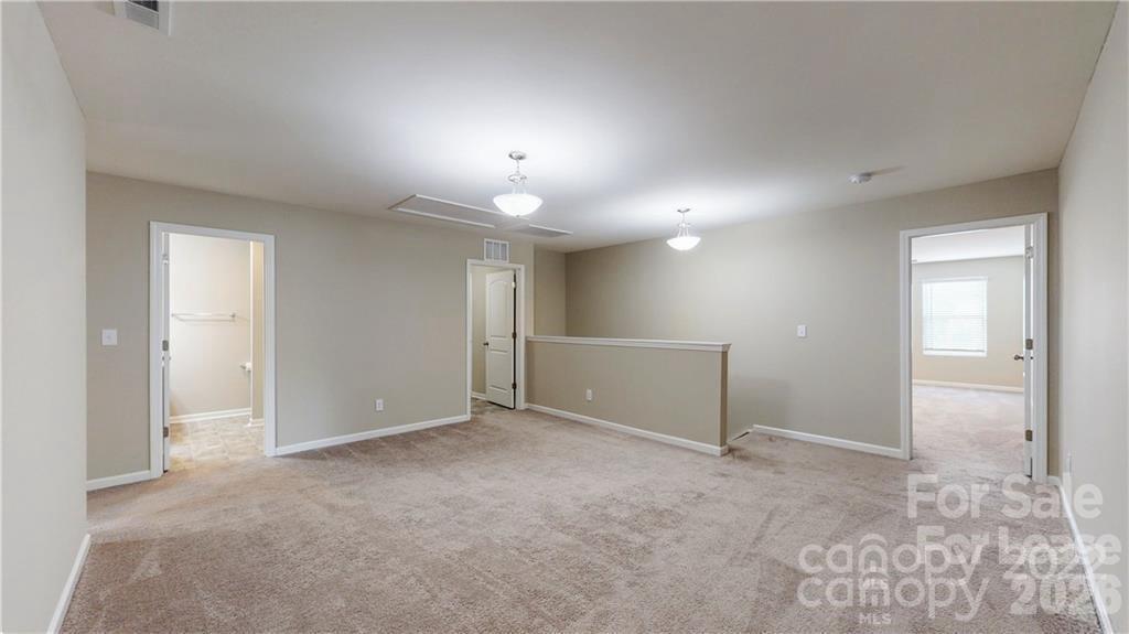 8550 River Ridge Drive Charlotte, NC 28213 - Photo 16 of 25 a view of an empty room