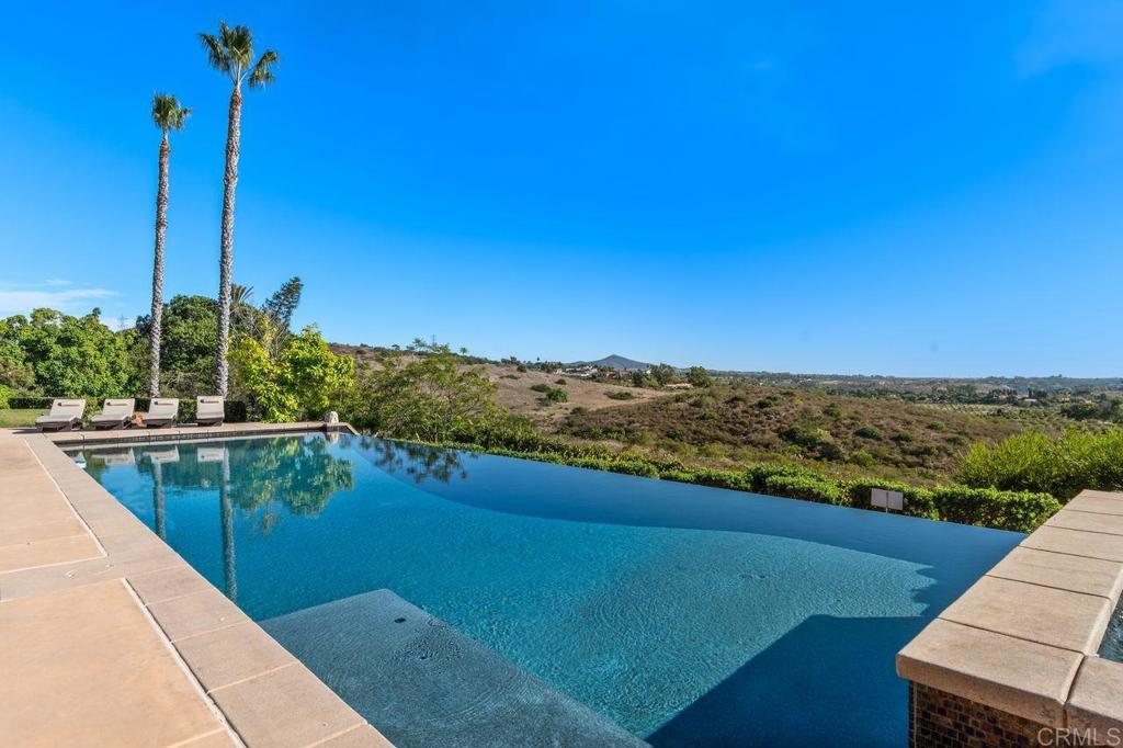 7196 Rancho La Cima Drive Rancho Santa Fe, CA 92067 - Photo 51 of 57