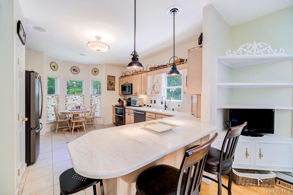 369 Grey Road South Fallsburg, NY 12779 - Photo 13 of 47