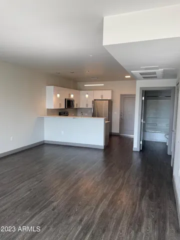 $1,695 | 425 West Osborn Road, Unit 216, Phoenix, AZ 85013