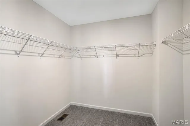 $476,371 | 211 Windmill View Drive, Wentzville, MO 63385