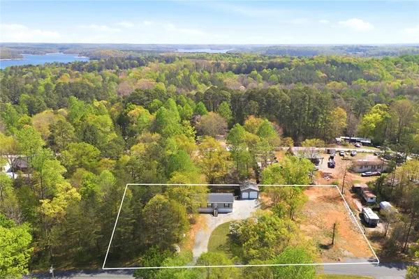 $250,000 | 240 Southeast 147, Seneca, SC 29678