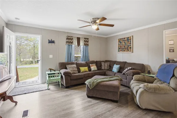 $250,000 | 240 Southeast 147, Seneca, SC 29678