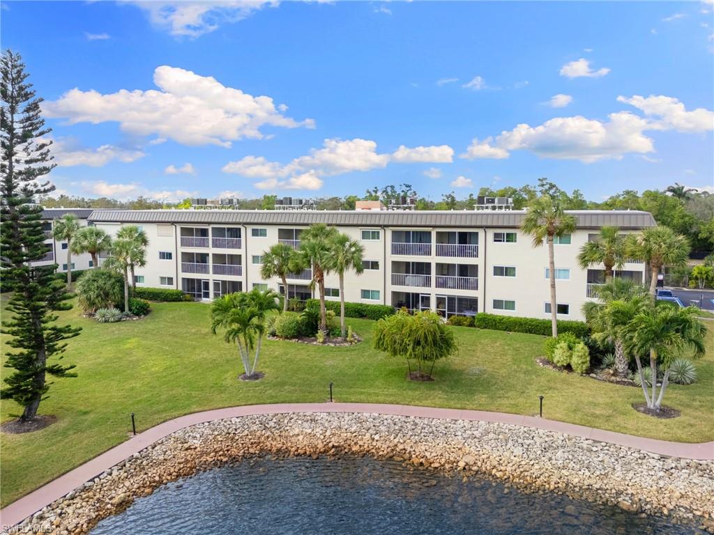 1004 Manatee Road, Unit H201 Naples, FL 34114 - Photo 5 of 38 Gallery Image 5