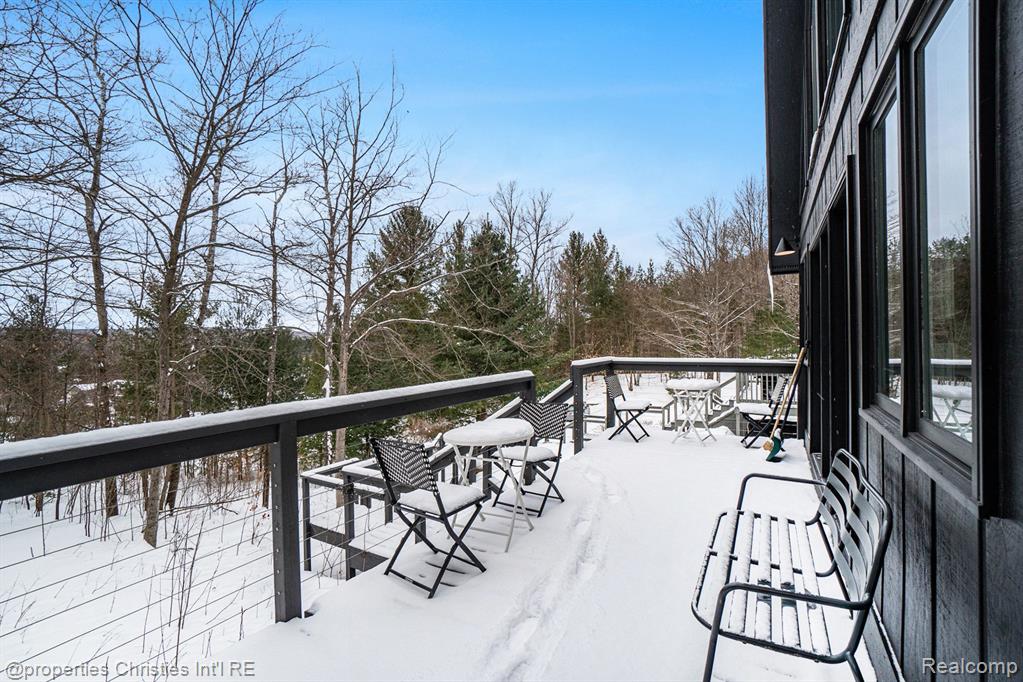 3955 Pleasantview Road, Unit 6 Harbor Springs, MI 49740 - Photo 3 of 18