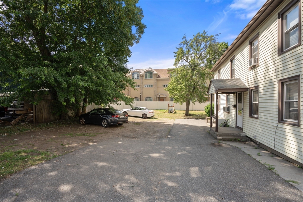 35 Middle Street Newton, MA 02458 - Photo 20 of 27