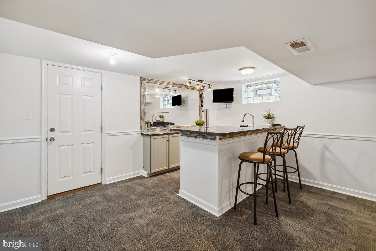 258 Kenwood Road Pasadena, MD 21122 - Photo 17 of 26 Gallery Image 17