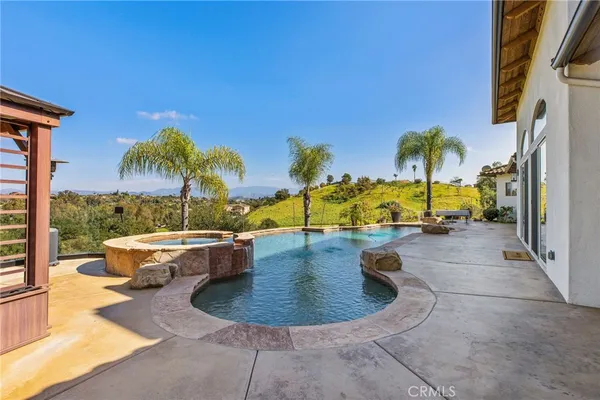 a view of an outdoor space and a yard