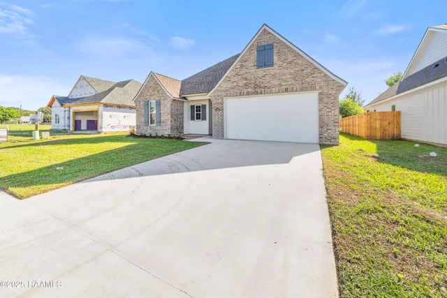 $289,900 | 309 Gun Runner Drive, Lafayette, LA 70507