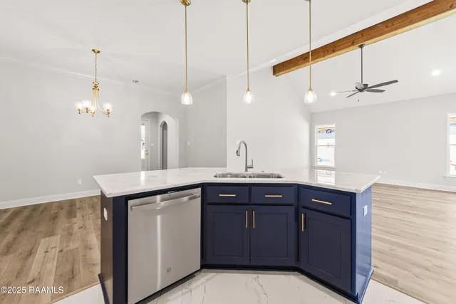 $289,900 | 309 Gun Runner Drive, Lafayette, LA 70507