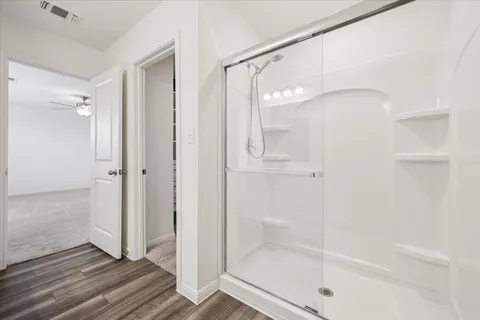 $270,000 | 208 Night Riders Way, Jarrell, TX 76537