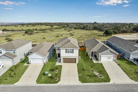 $274,999 | 208 Night Riders Way, Jarrell, TX 76537