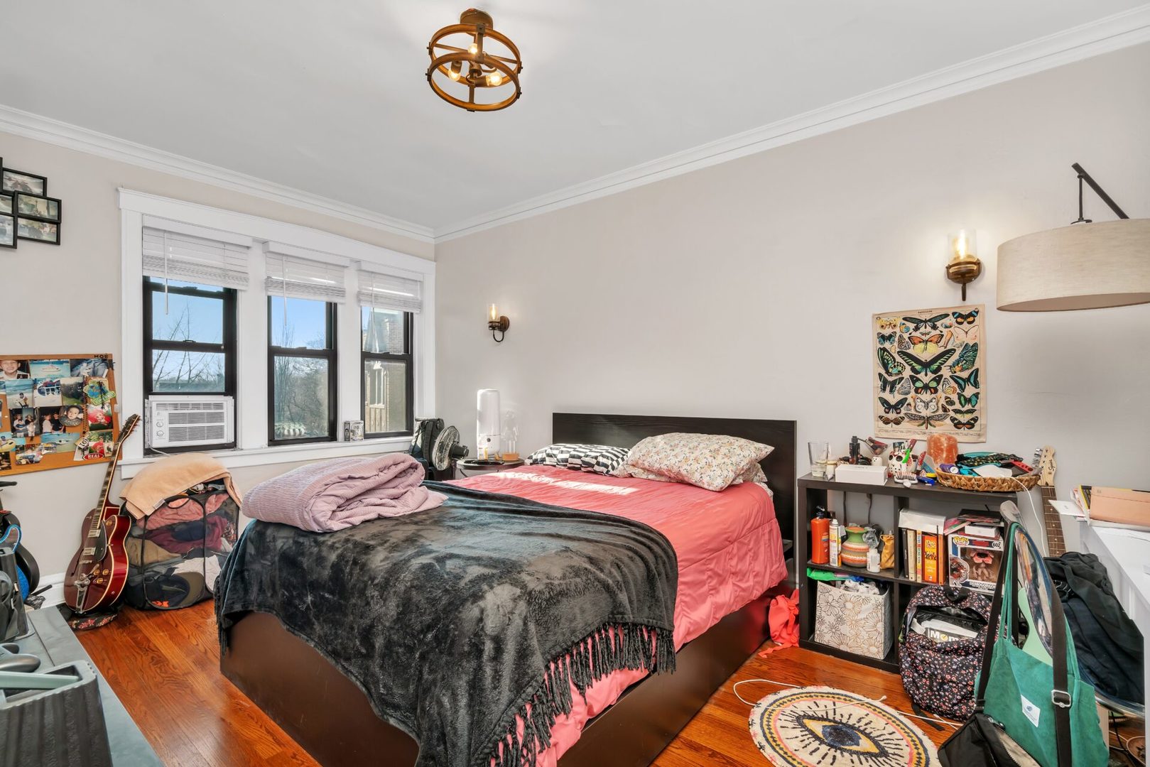 319 Calendar Avenue, Unit 3D La Grange, IL 60525 - Photo 7 of 7 a bedroom with bed and a window